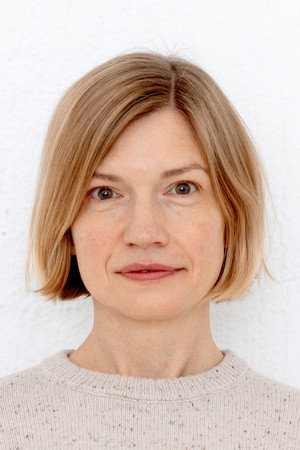 Cecilia Frode in Kenny Begins