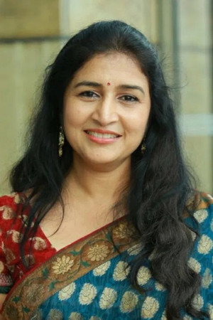 Neena Kurup in Street Lights