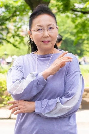 Lisa Komaki in Himitsu Sentai Gorenger: The Bomb Hurricane!