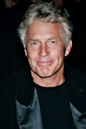 Phillip Avalon in Inn of the Damned