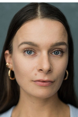 Hayley Reeve in This Is Zoe
