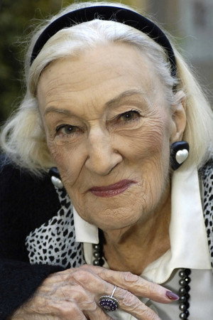 Hélène Duc in Male Hunt