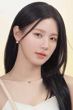 Cho Mi-yeon in (G)I-DLE WORLD TOUR [iDOL] IN CINEMAS