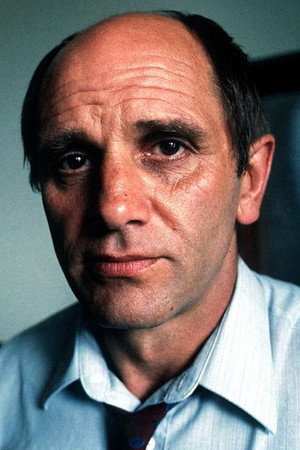 Bruno Lawrence in The Quiet Earth