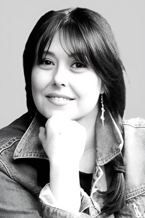 Violeta Cela in Conquest