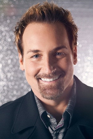 Michael English in Mark Lowry Goes to Hollywood