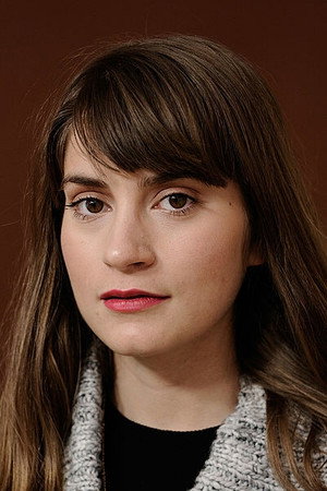 Alicia Rodríguez in Outsider Girls