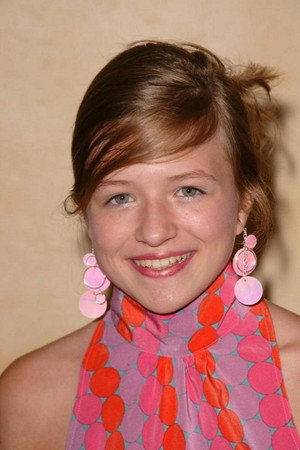 Jessica Claridge in Heidi