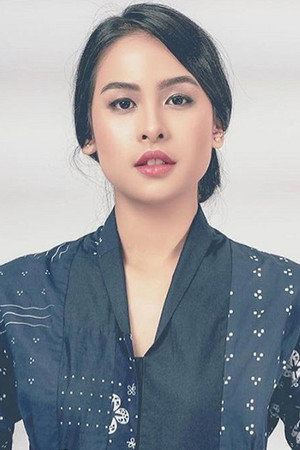 Maudy Ayunda in Habibie & Ainun 3