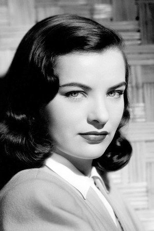 Ella Raines in Cry 'Havoc'