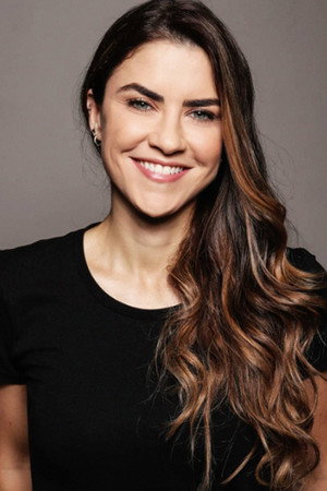 Lilianna Bernartt in Thânia & Luísa