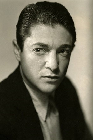 Vincent Sherman in Tasmanian Devil: The Fast and Furious Life of Errol Flynn