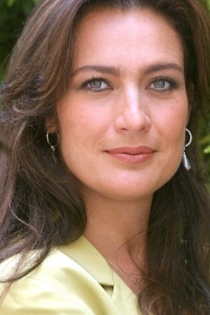 Diana Golden in Cruz De Madera