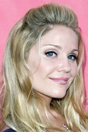 Virginia Williams in Honeymoon with Mom