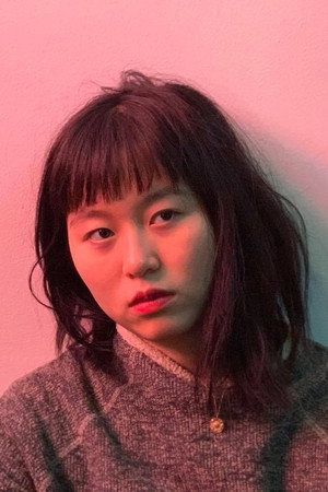 Huang Wenting in Takes on People Smoking