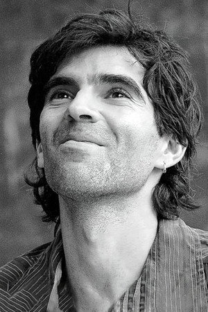 Daniel Andrada in Dosage V