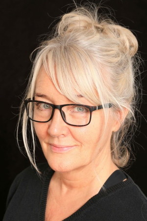 Lena B. Eriksson in Muntra fruarna i Windsor