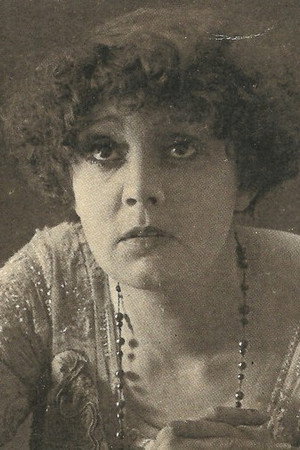Annie Bos in War and Peace: 1918