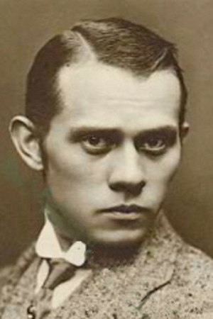 Willy Godlewski in Miss Venus