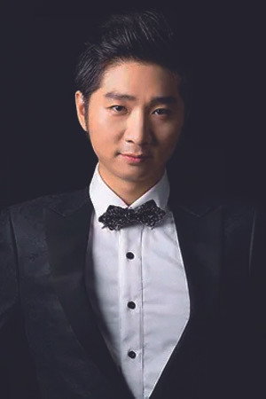 Dayu Chen in The Stage
