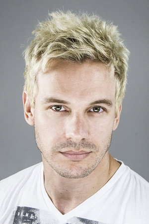 Dario Dukah in Testosterone