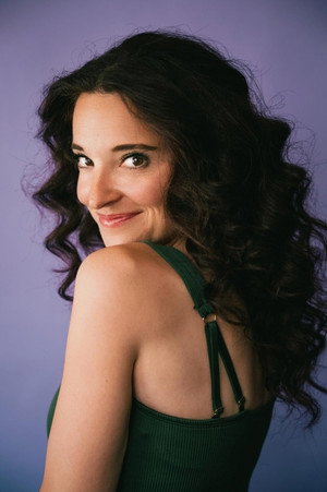 Amanda Barlow in Bring It All Back Home