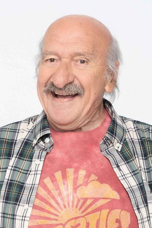 Vasilis Kolovos in The Flea