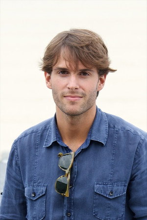 Iñigo Gastesi in For the Good Times