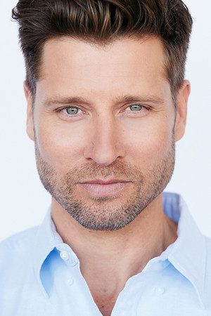 Damon Runyan in A Snowy Christmas