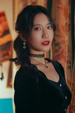 Mingya Du in Red Devil and Heroine Su