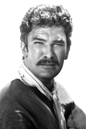 Daniel Martín in La banda de los tres crisantemos