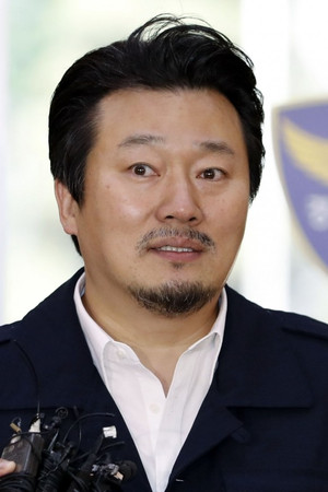 Lee Sang-ho in President′s 7 Hours