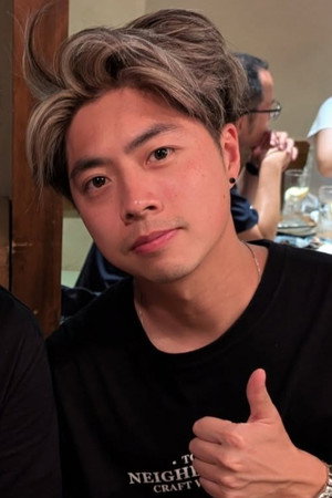 Edison Lo in A Night with Joshua Bassett