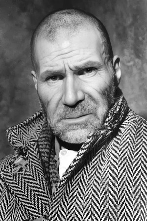 Jacques Dufilho in L'Homme qui n'était pas là