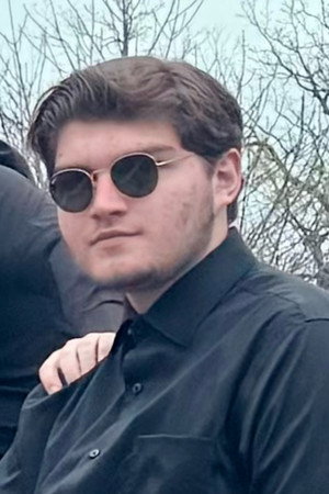 Samuel Hays in Hube & Herry in: The Case
