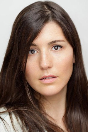 Zoe Carroll in Cracks