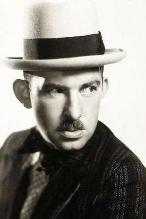 Vince Barnett in Shoot to Kill