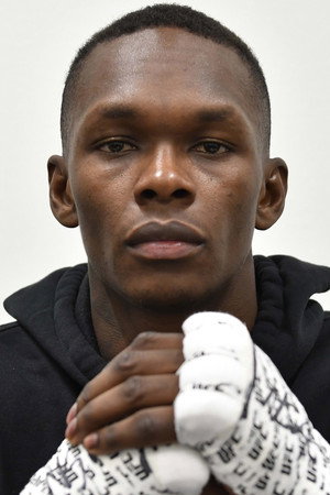 Israel Adesanya in UFC 281: Adesanya vs. Pereira