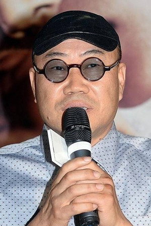 Kang Yong-Kyu in The Celebrated Gisaeng
