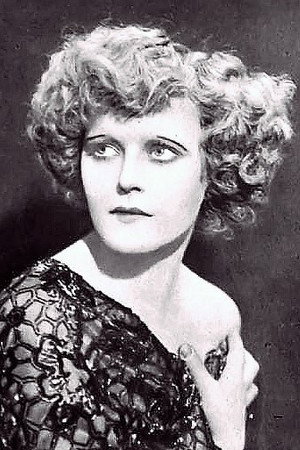Juanita Hansen in Betty in Search of a Thrill