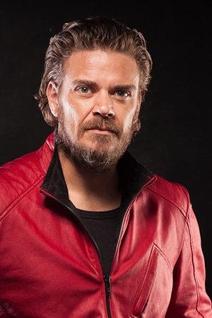 Brandon Auret in Alien Outpost