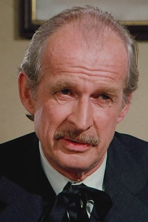 Ivan Bonar in MacArthur