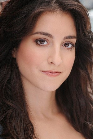 Jenna Laurenzo in Maid of Dishonor