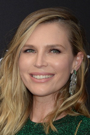 Sara Foster in D E B S