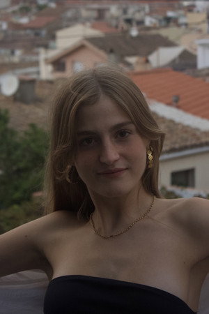 Gala Joanna Van Zelm in Gala