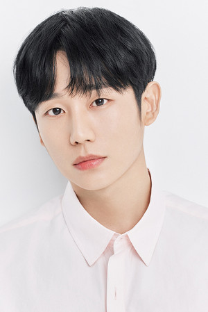 Jung Hae-in in Heung-boo: The Revolutionist