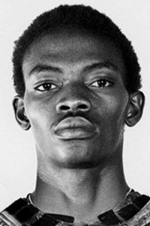 Bolaji Badejo in Alien