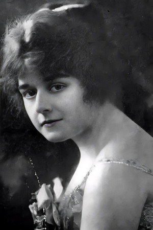 Frankie Mann in The Fortieth Door