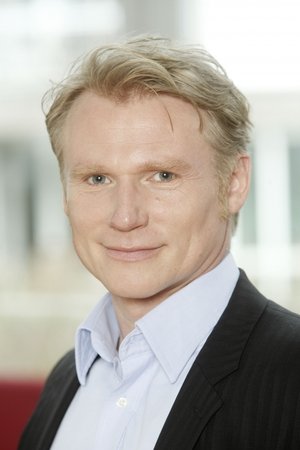 Konstantin Graudus in Is Mausi Coming Out?