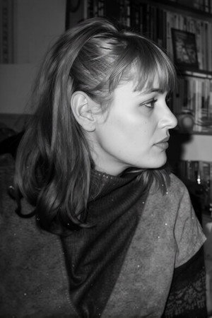 Shpresa Bërdëllima in The Girls with the Red Ribbons